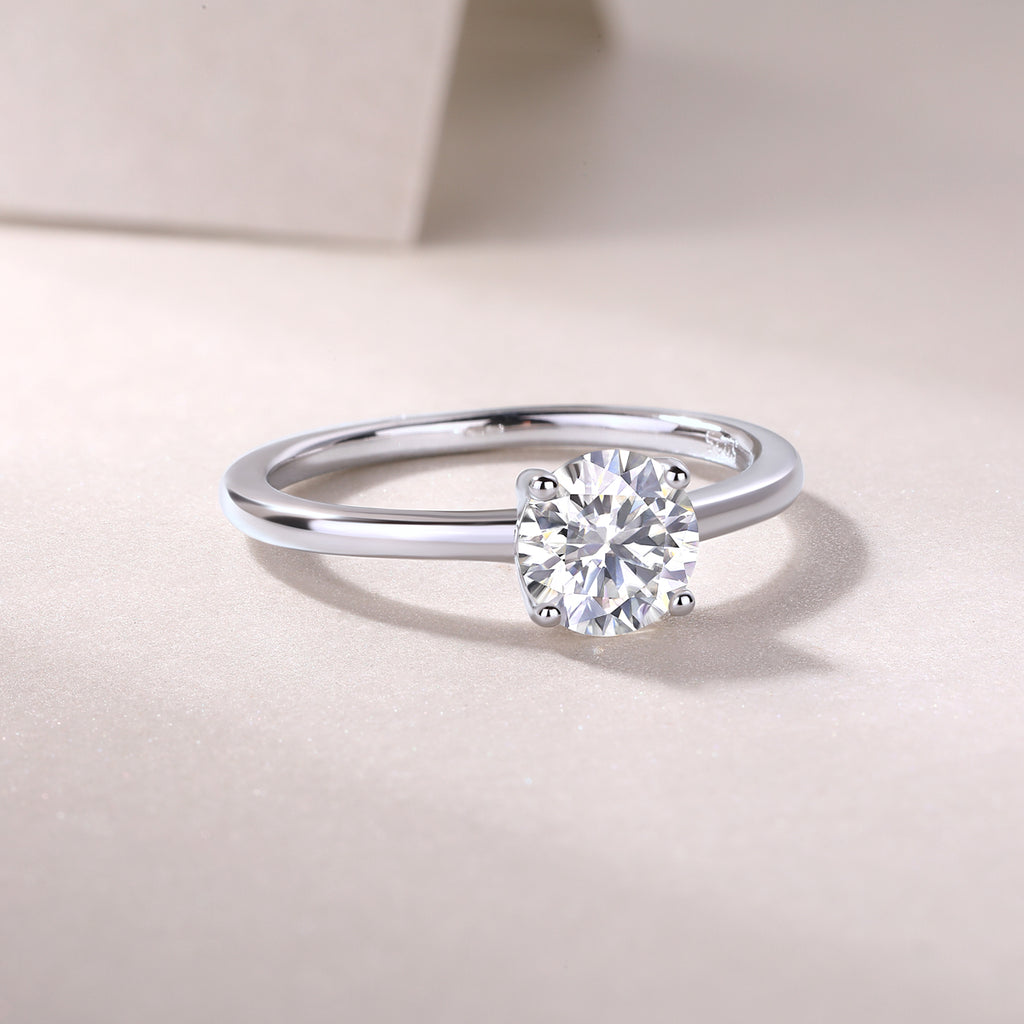 Love Words - A Wedding Ring Set With Top-quality Heart-shaped Moissanite S925 In Silver And Platinum-plated. The Ring Can Be Tested With A Diamond Pen