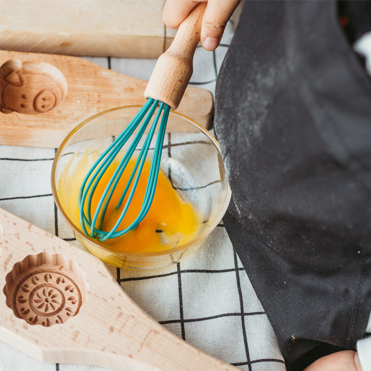 Large box egg beater