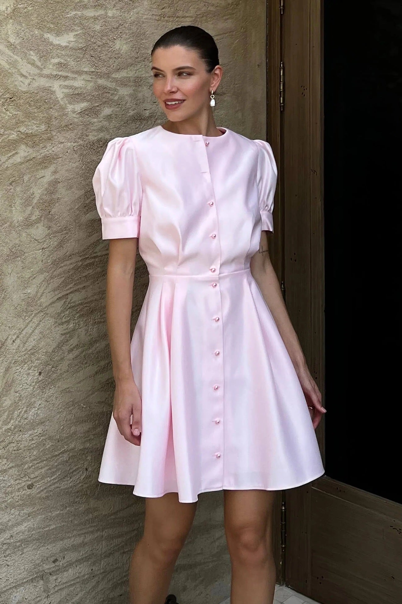 Round Neck Puff Sleeve Short Sleeve Pleated Waist Tight Pearl Buckle A- Line Mid-length Formal Dress