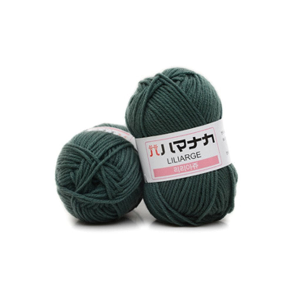 31 Beautiful Colorful Soft Baby Warm Milk Cotton Yarn Fiber Velvet Yarn Hand Knitting Wool Crochet Yarn DIY Sweater