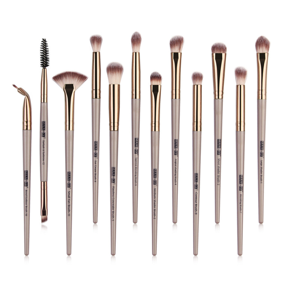MAANGE 12 makeup brushes