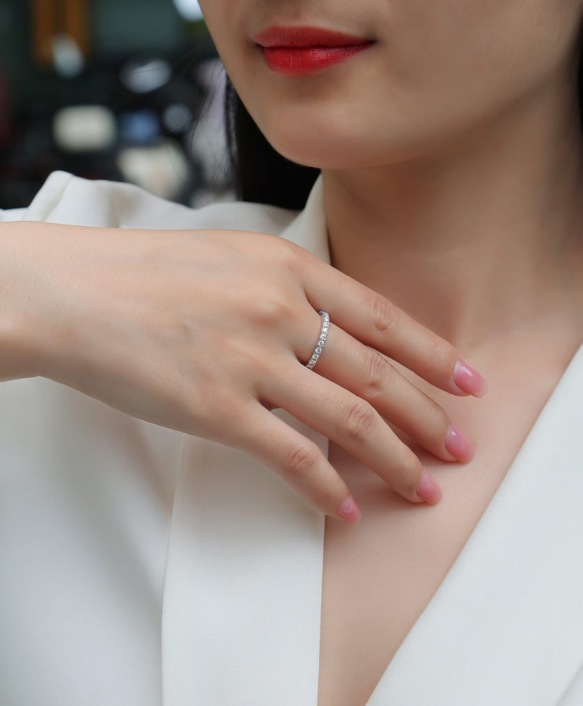 Shining Starlight - A Wedding Ring Set With Top-quality Moissanite S925 Silver And Platinum-plated Diamond. The Ring Can Be Inspected With A Diamond Pen