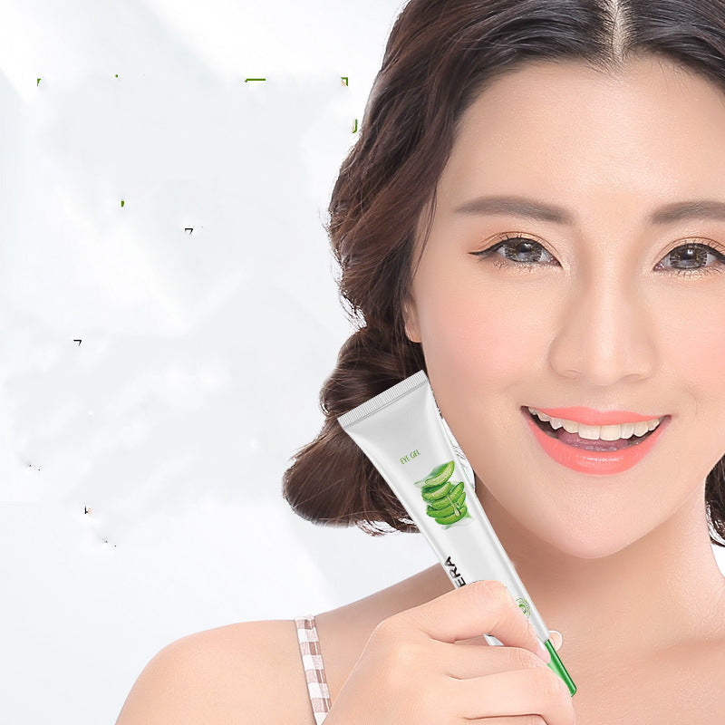 Moisturizing Delicate And Gentle Eye Care