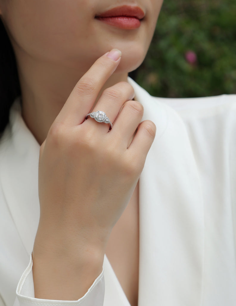 Lake Baikal - Set With 1-carat Top-quality Moissanite S925, Silver And Platinum-plated Diamond Wedding Ring. The Ring Can Be Inspected With A Diamond Pen