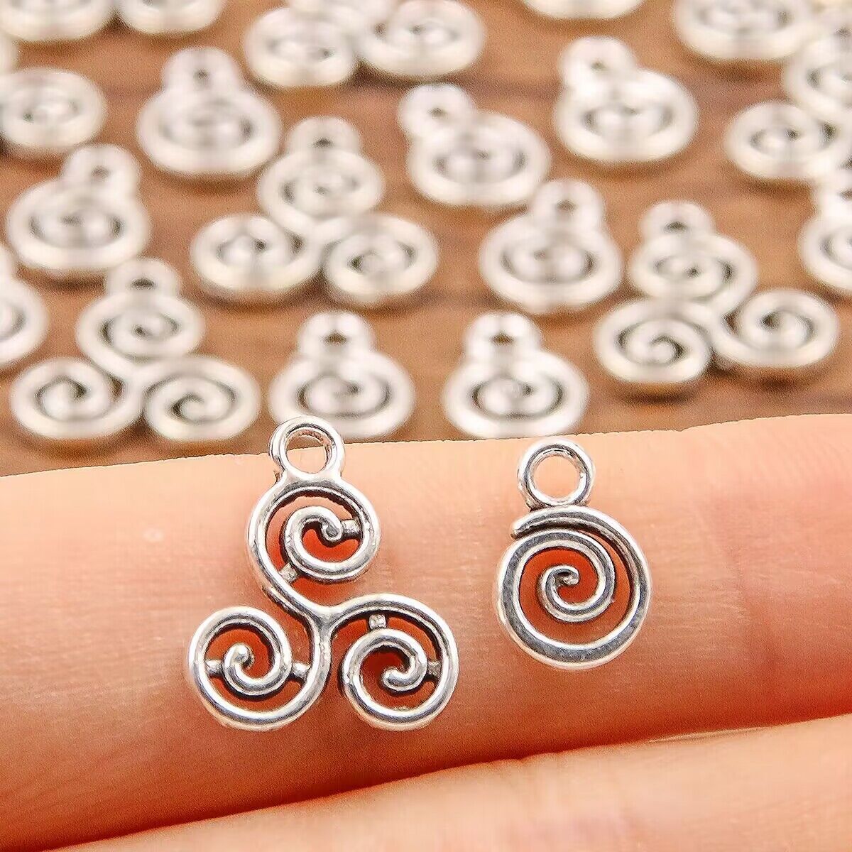 Double-sided Hollow Circle Pendant Alloy Ornament Small Accessories