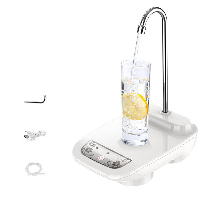 Quantitative electric water heater with tray bucket