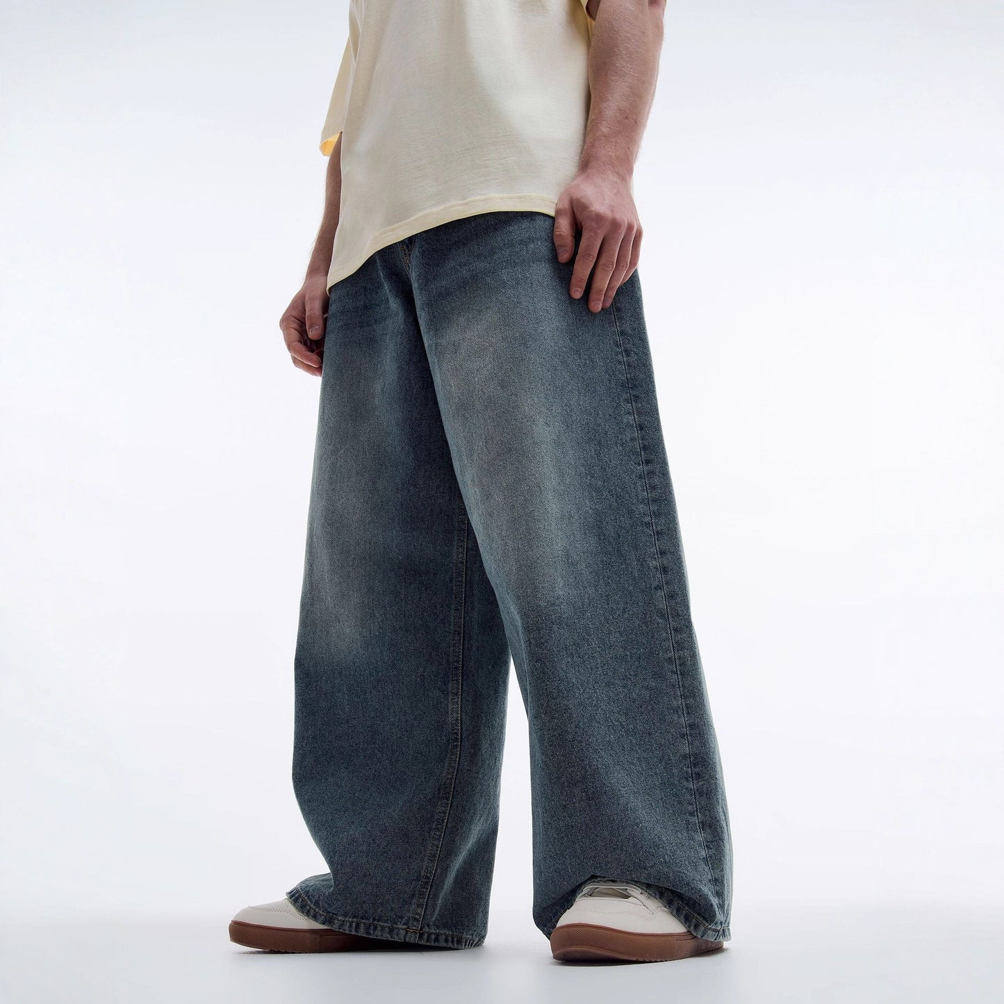 Mens Straight-Leg Relaxed-Fit Vintage Blue Denim Jeans In American Style