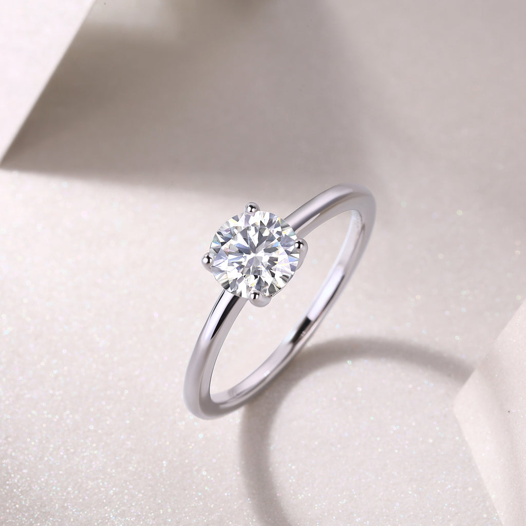 Love Words - A Wedding Ring Set With Top-quality Heart-shaped Moissanite S925 In Silver And Platinum-plated. The Ring Can Be Tested With A Diamond Pen