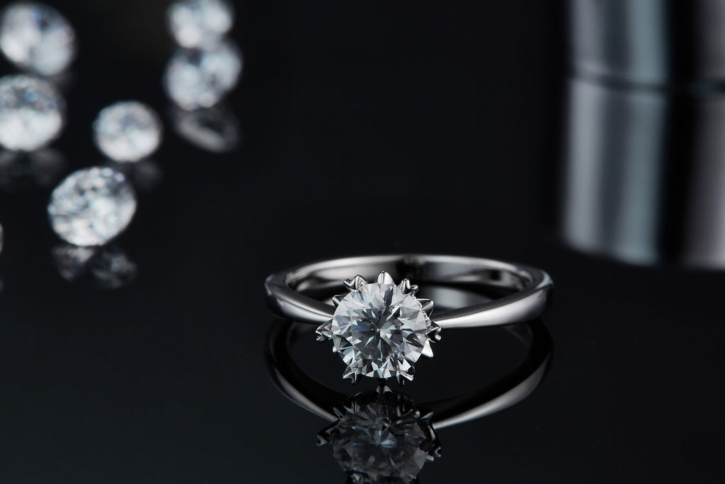 Dance Of Wind And Snow - A Wedding Ring Set With 1-carat Top-quality Moissanite S925 Silver And Platinum-plated Diamond. The Ring Can Be Inspected With A Diamond Pen