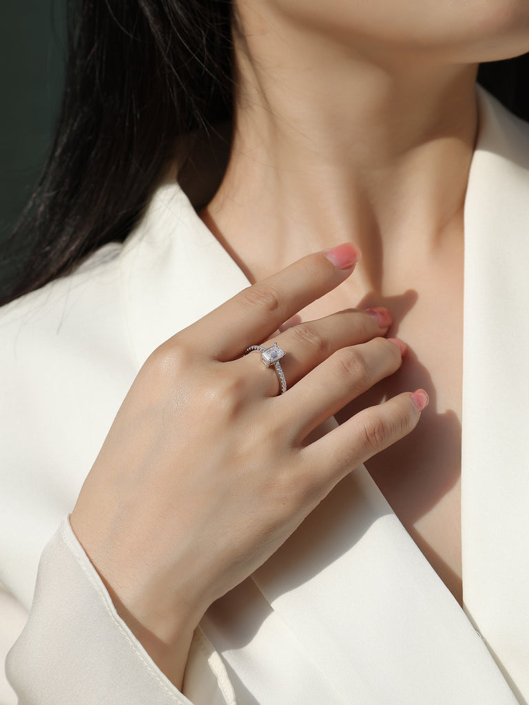 Unexpected Encounter - A Wedding Ring Set With Top-quality Moissanite S925 Silver And Platinum-plated Diamond Can Be Tested With A Diamond Pen