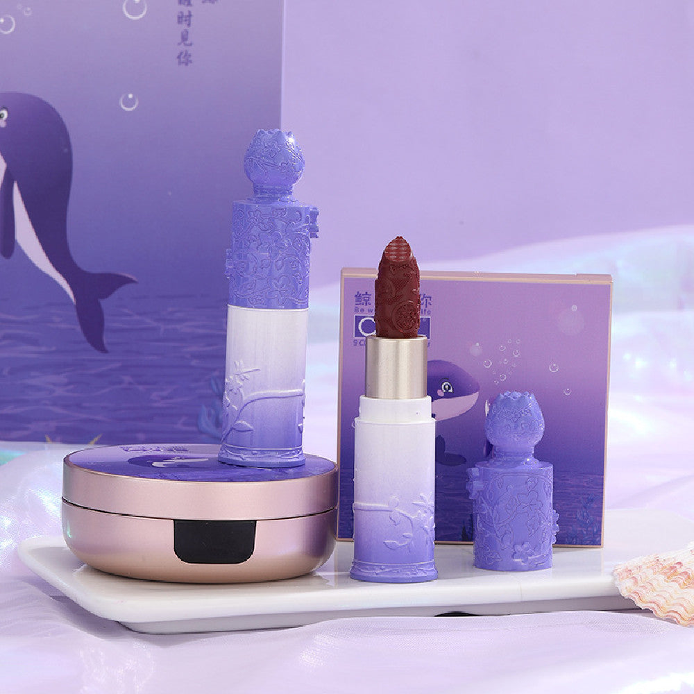 Lipstick Suit Eye Shadow Eyeliner