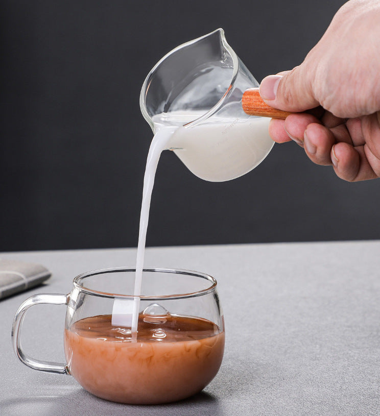 Italian Creative Milk Cup Glass Measuring Cup With Scale