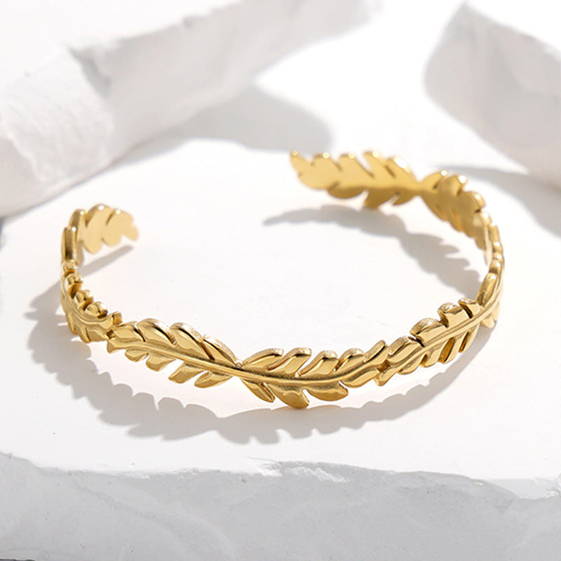 Exaggerated High-grade Non-fading Adjustable Stainless Steel Bracelet For Women