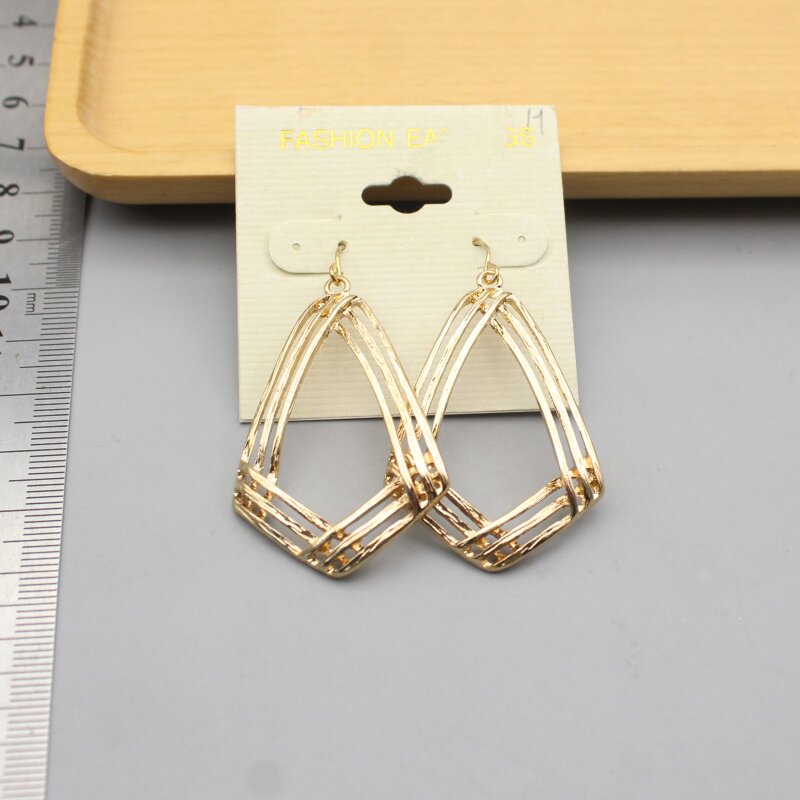 Bold Irregular Geometric Metal Earrings In European And American Styles