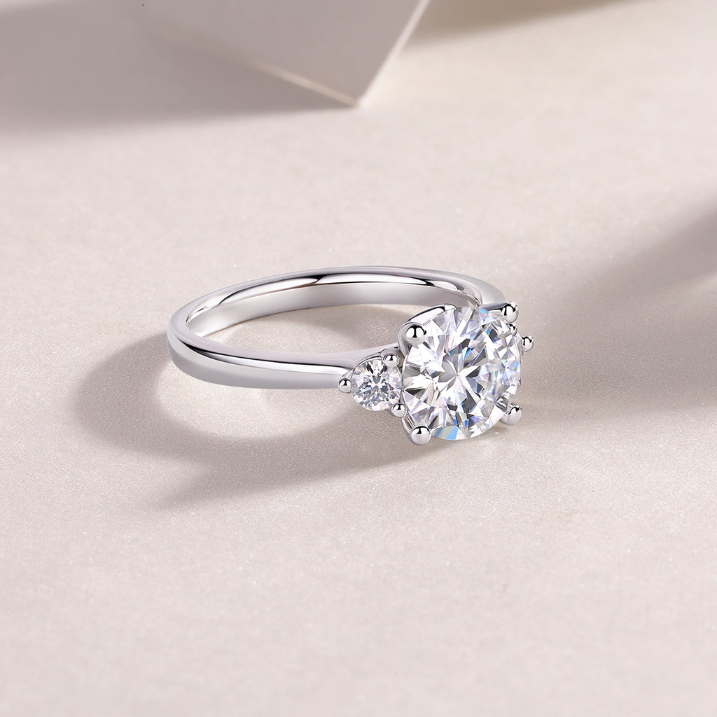 Starry Sky Romance - A Wedding Ring Set With 2-carat Top-quality Moissanite S925 Silver And Platinum-plated Diamond. The Ring Can Be Inspected With A Diamond Pen