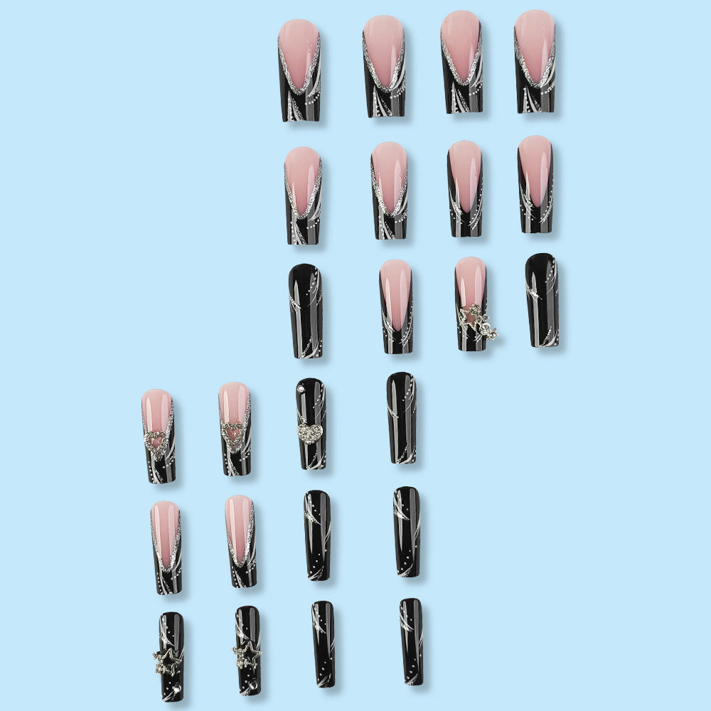 منتج نهائي لأطراف الأظافر الفرنسية الاصطناعية