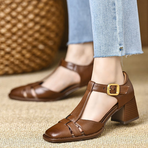 Women's Chunky Heel Hollow Buckle Pig Cage Closed Toe Sandals