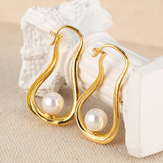 Retro-style Fashion Earrings For Women From Europe And The US