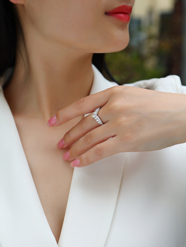 Victoria - A Wedding Ring Set With Top-quality Moissanite S925 Silver And Platinum-plated Diamond Can Be Inspected With A Diamond Pen