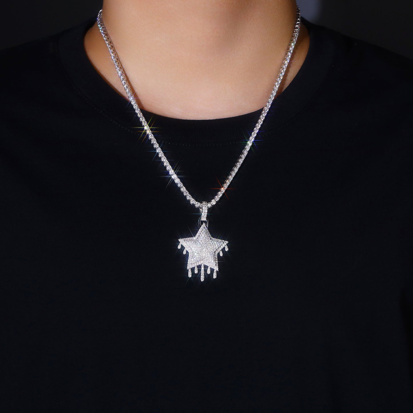 Set With Top-quality Moissanite, This Luxurious And Fashionable Light Luxury Trend Jewelry Necklace Pendant Is Made Of S925 Silver Electroplated With Platinum