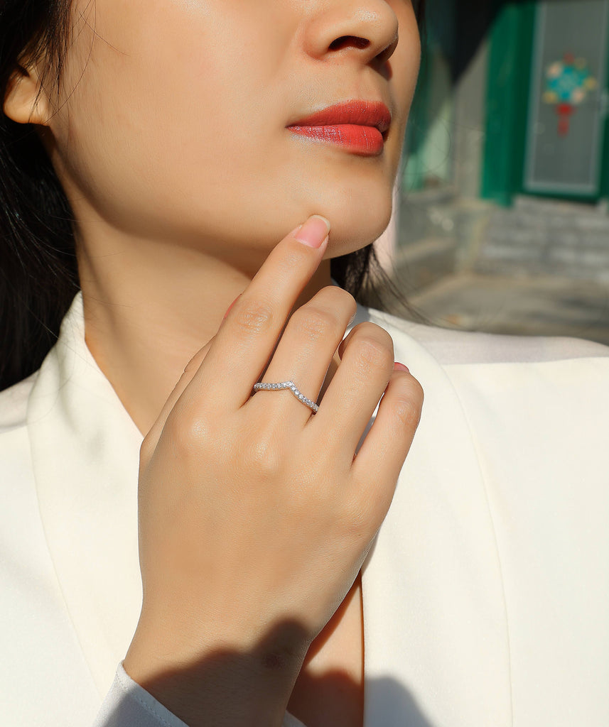 Embrace - A Wedding Ring Set With Top-quality Moissanite S925 Silver And Platinum-plated Diamond Can Be Inspected With A Diamond Pen