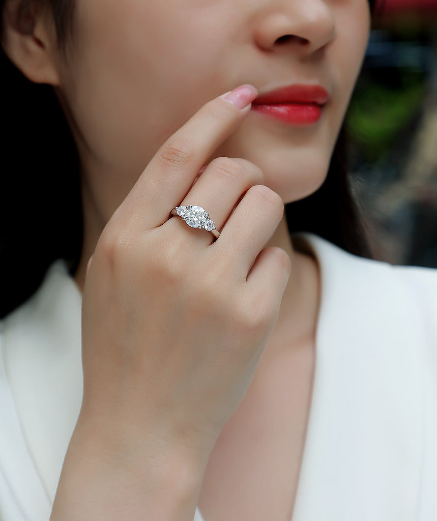 Three Reincarnations - A Wedding Ring Set With 2-carat Top-quality Moissanite S925 Silver And Gold-plated Diamond. The Ring Can Be Tested With A Diamond Pen