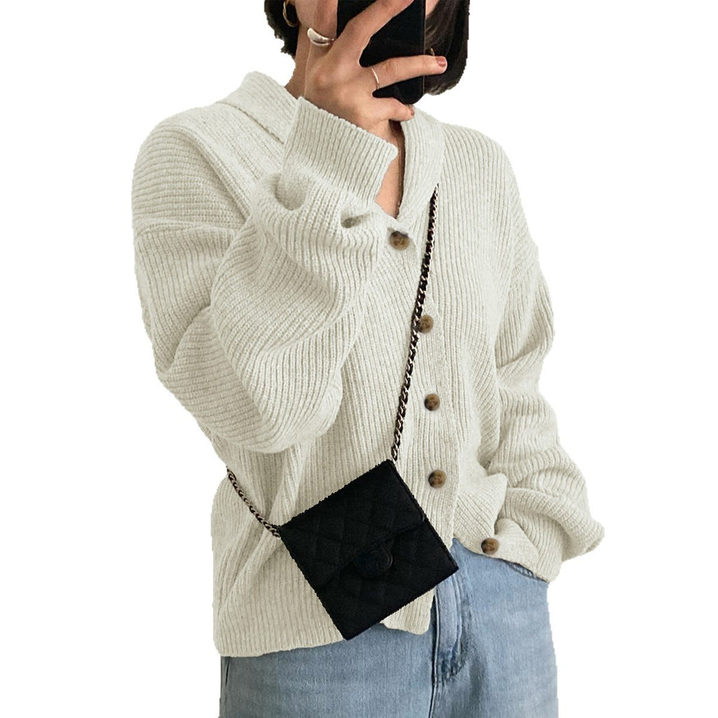 قميص وكنزة نسائية بلون موحد مناسب للعطلات