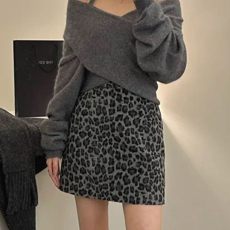 A - line Slimming Leopard - print Bodycon Skirt - Eshtree