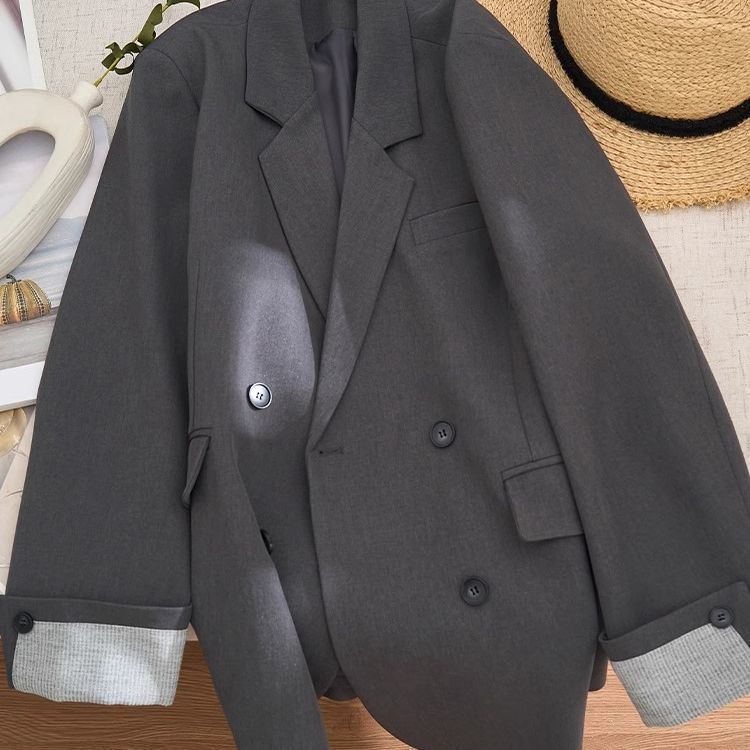 جاكيت فضفاض متعدد الاستخدامات بتصميم كلاسيكي أنيق