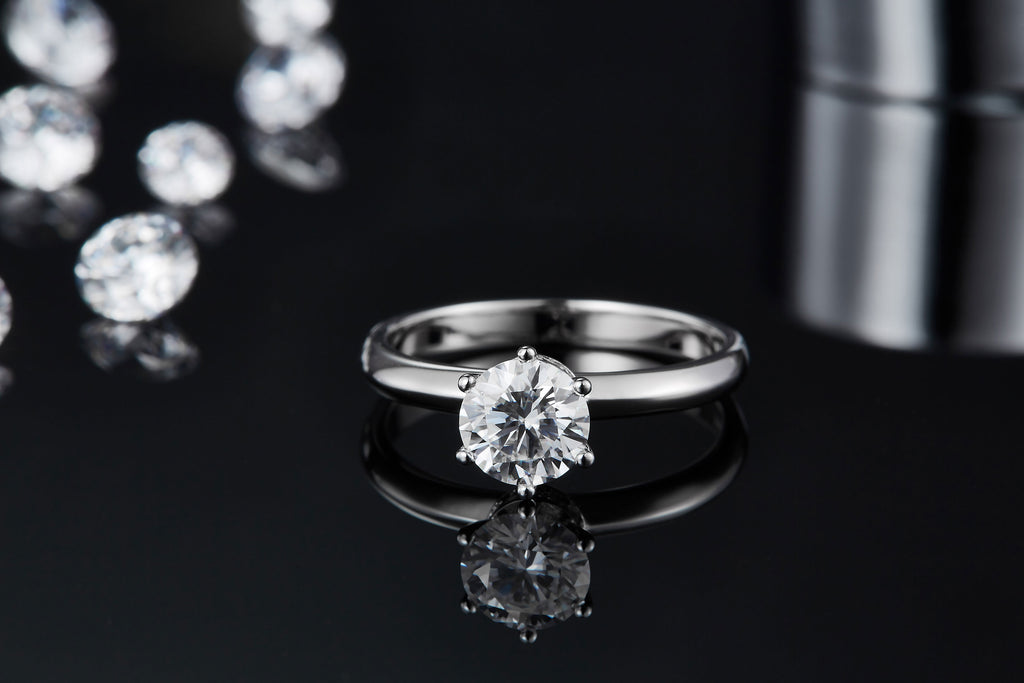 Minimalist Starlight - Set With 1-carat Top-quality Moissanite S925 Silver And Platinum-plated Diamond Wedding Ring. The Ring Can Be Inspected With A Diamond Pen