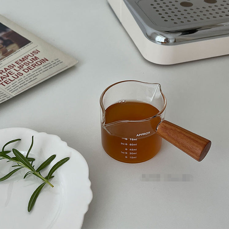 Italian Creative Milk Cup Glass Measuring Cup With Scale