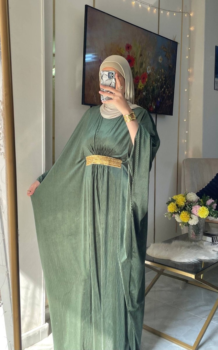 عباية أنيقة للمناسبات بخامة القطيفة الفرنساوي - Eshtree