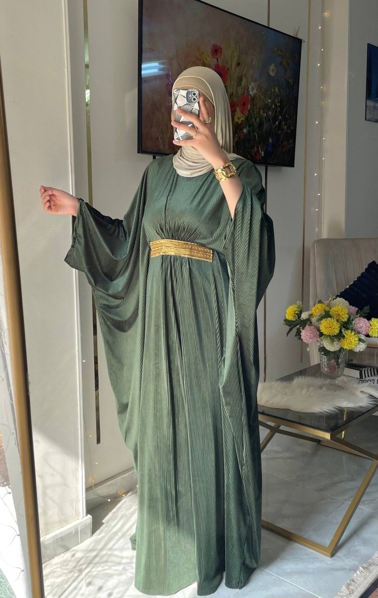 عباية أنيقة للمناسبات بخامة القطيفة الفرنساوي - Eshtree