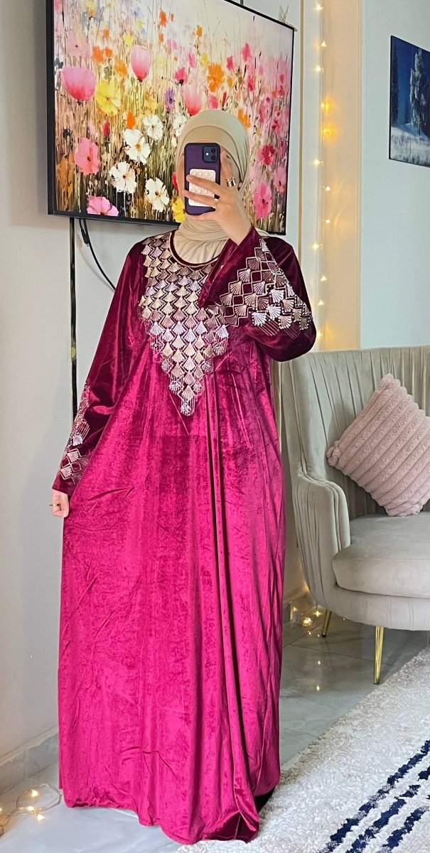 عباية استقبال فاخرة بخامة القطيفة الفرنساوي - Eshtree