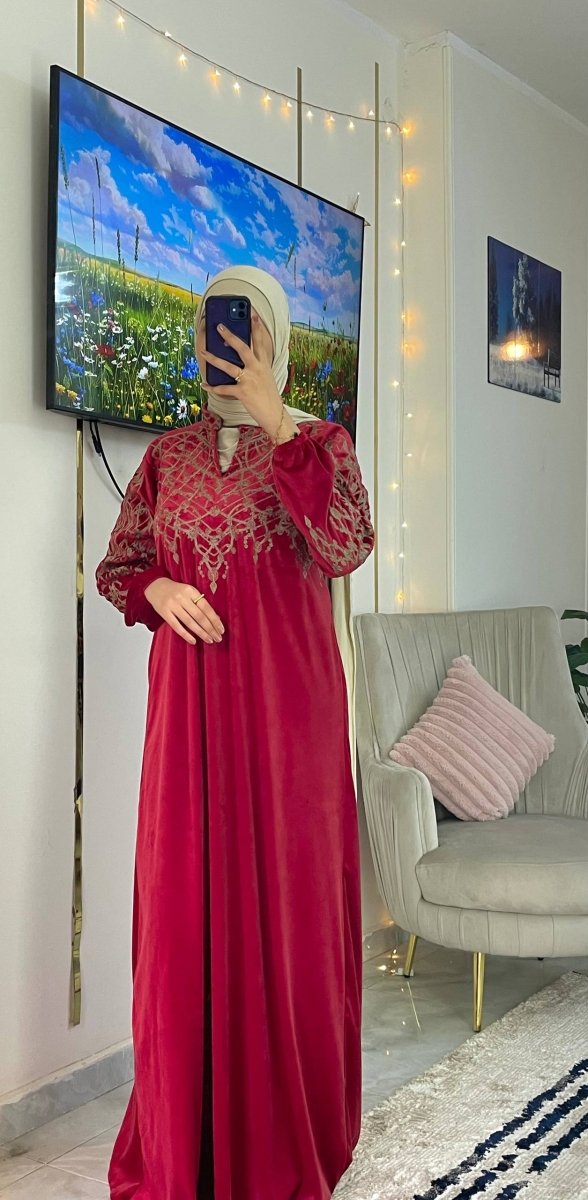 عباية بخامة القطيفة الهايدي المميزة عالية الجودة - Eshtree