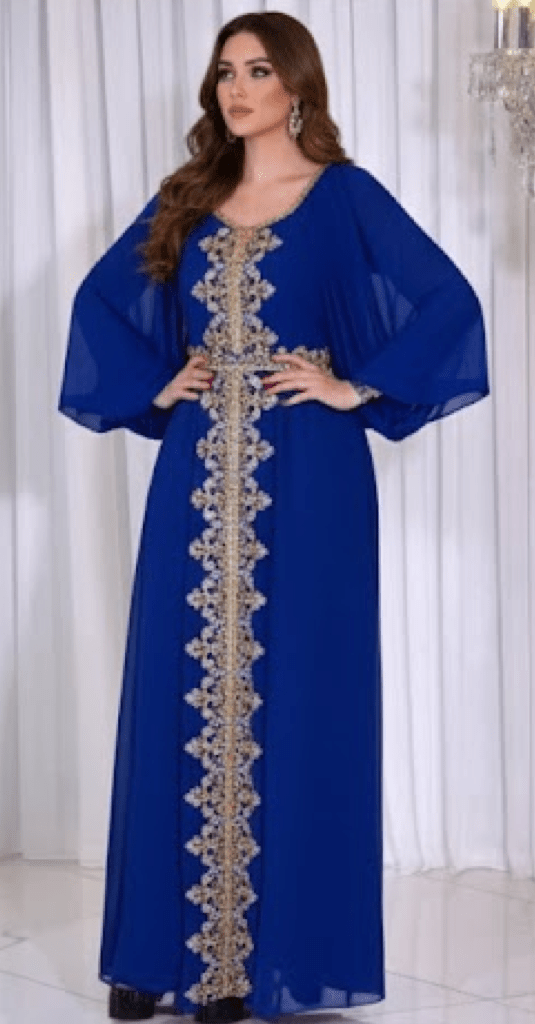 عباية بلمسة ملكية وتطريز تراثي فاخر - Eshtree