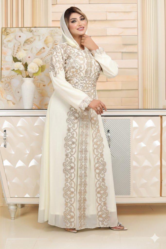 عباية بتطريز كلاسيكي فاخر وقَصّة أنثوية راقية - Eshtree