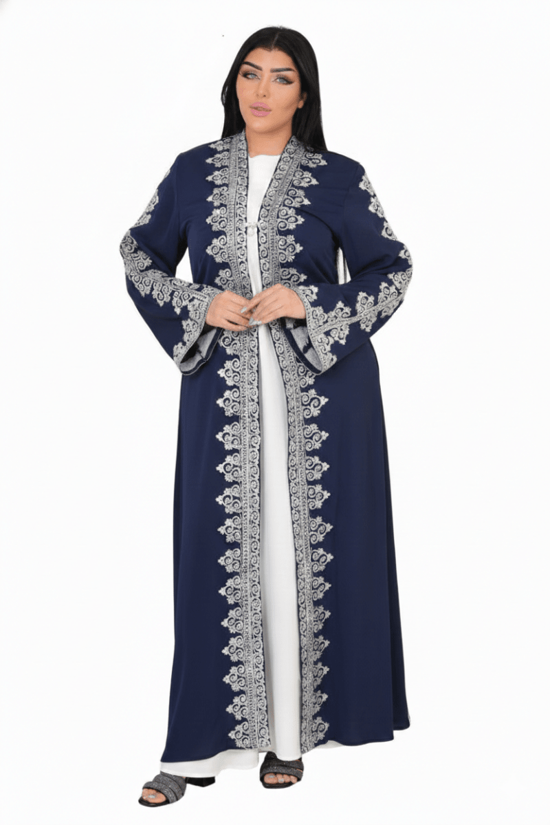 عباية حرير بتطريز ناعم وقَصّة واسعة - Eshtree