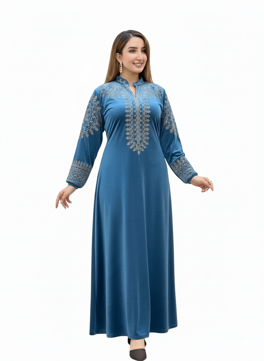 عباية قطيفة بتصميم راقي ولمسة تطريز - Eshtree