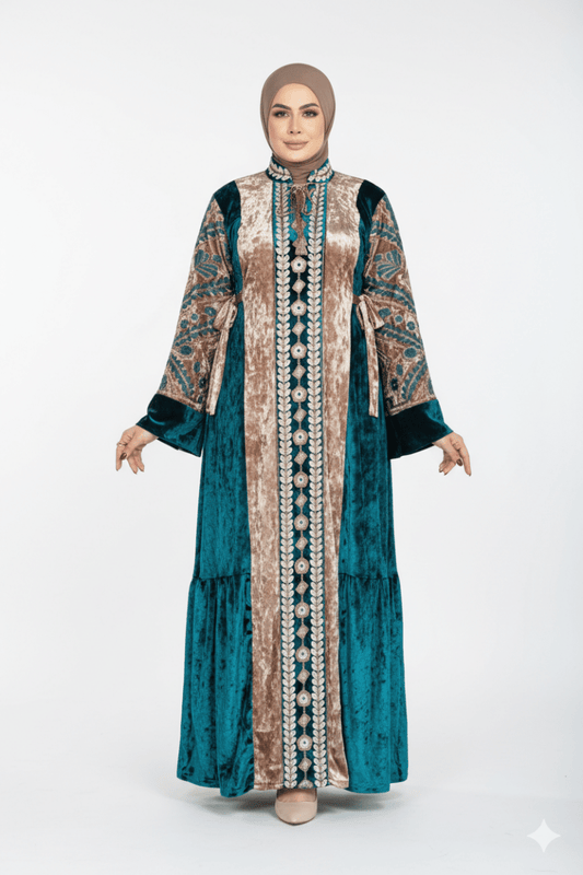 عباية شتوي قطيفة فاخرة للمحجبات خامة مستوردة ناعمة بتطريز راقي ومميز - Eshtree