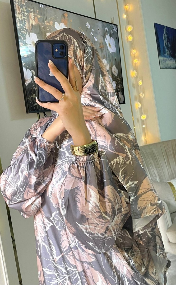 إسدال صلاة ستان بخامة ستان أرماني فاخرة - Eshtree