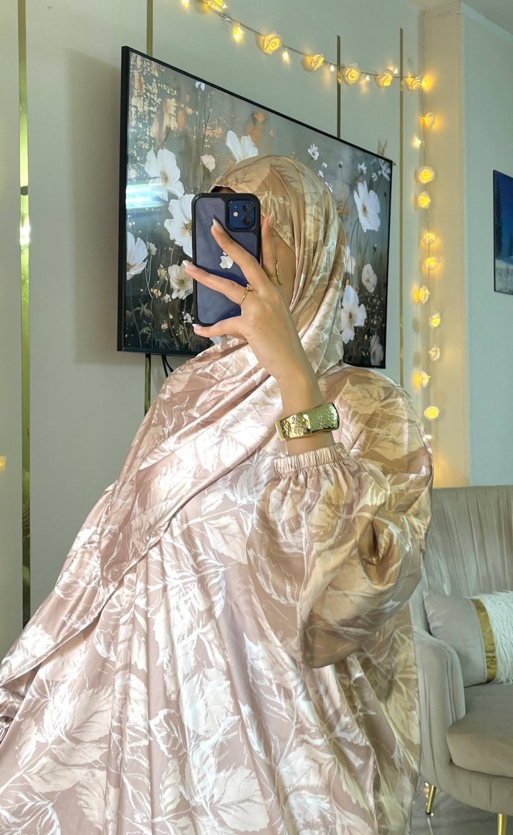 إسدال صلاة ستان بخامة ستان أرماني فاخرة - Eshtree