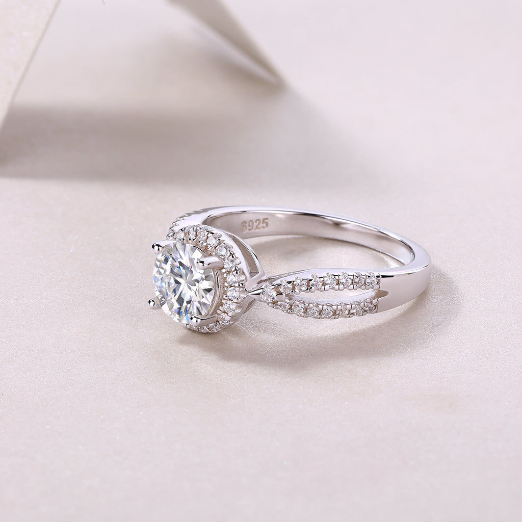 The Dream Wedding - A 1-carat Top-quality Moissanite S925 Silver And Platinum-plated Diamond Ring. The Wedding Ring Can Be Inspected With A Diamond Pen