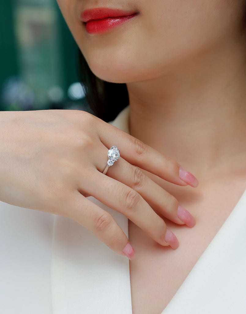 Three Reincarnations - A Wedding Ring Set With 2-carat Top-quality Moissanite S925 Silver And Gold-plated Diamond. The Ring Can Be Tested With A Diamond Pen