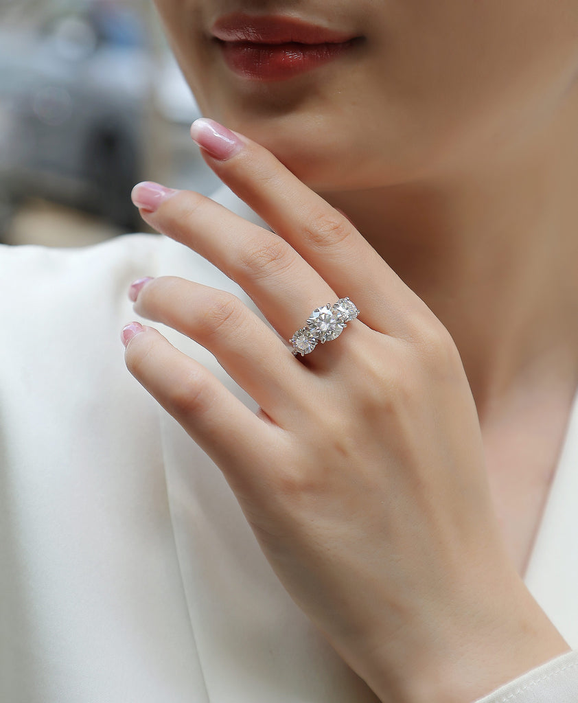 Three Shining Stars - A Wedding Ring Set With 3-carat Top-quality Moissanite S925 Silver And Gold-plated Diamond. The Ring Can Be Inspected With A Diamond Pen