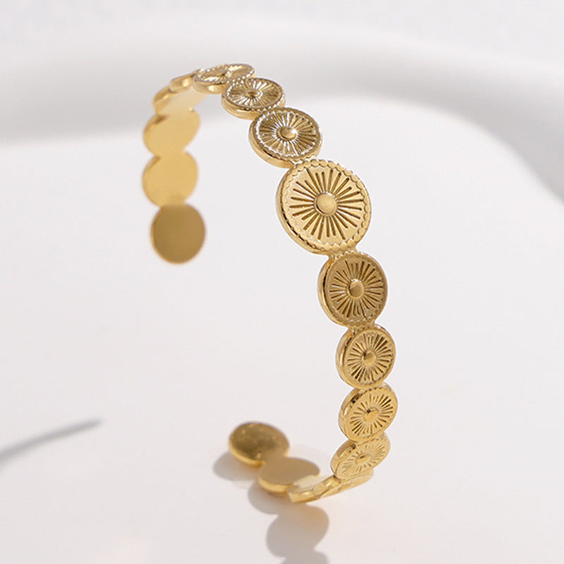 Exaggerated High-grade Non-fading Adjustable Stainless Steel Bracelet For Women