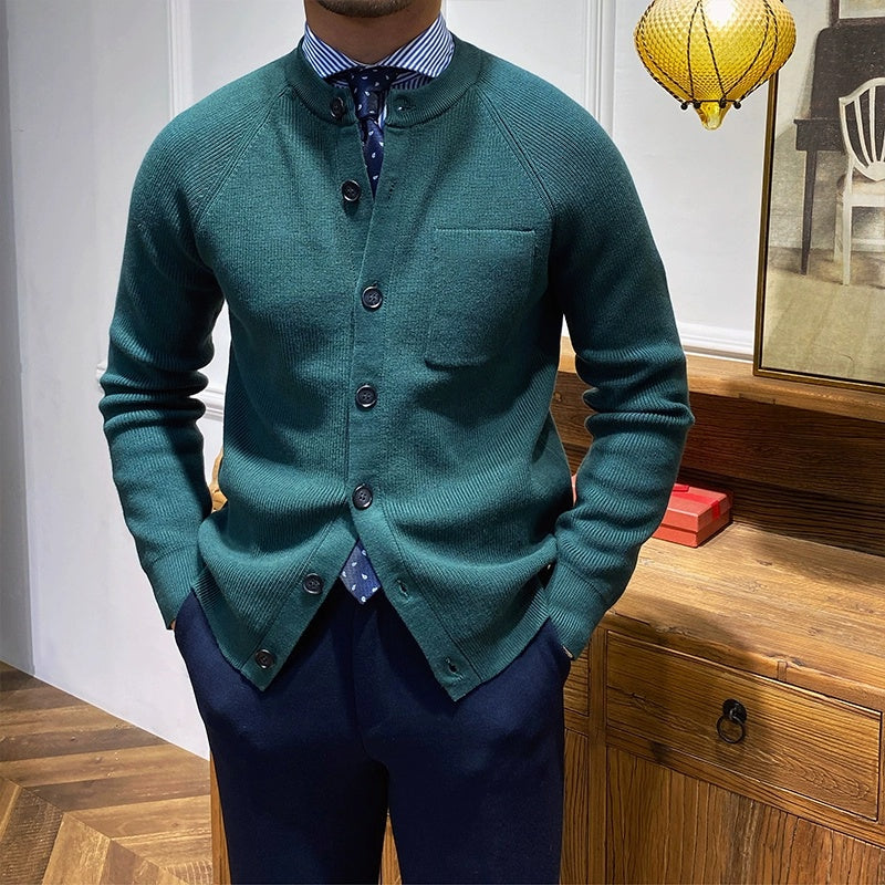 قميص محبوك ضيق برقبة دائرية بلون موحد، كارديجان وملابس خارجية ضيقة