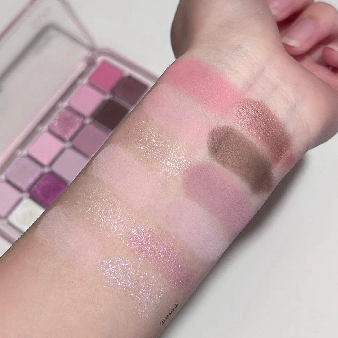 Creative Home Versatile 12 Colors Eye Shadow Plate - Eshtree