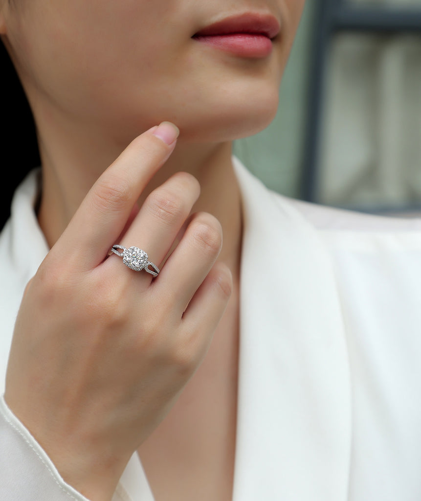 Time Mail - A Wedding Ring Set With Top-quality Moissanite S925 Silver And Platinum-plated Diamond Can Be Tested With A Diamond Pen