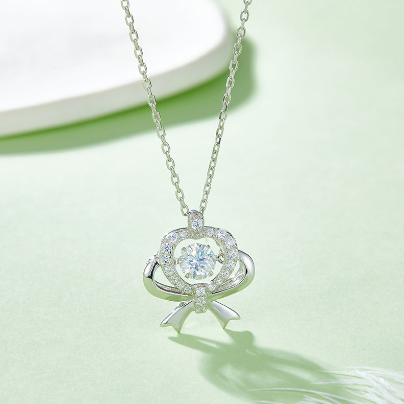 Set With Top-quality Moissanite, This Luxurious And Fashionable Light Luxury Trend Jewelry Necklace Pendant Is Made Of S925 Silver Electroplated With Platinum
